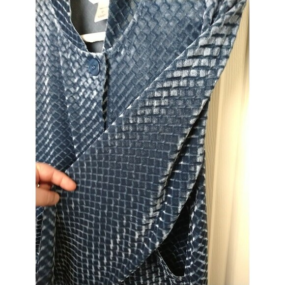 Cuddletown Blue Velour Three Button Mock Neck Pocket Jacket. Size S - Picture 9 of 10